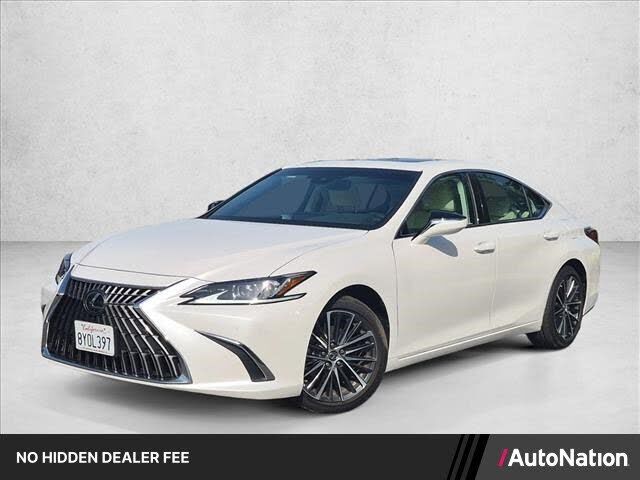 2022 LEXUS ES