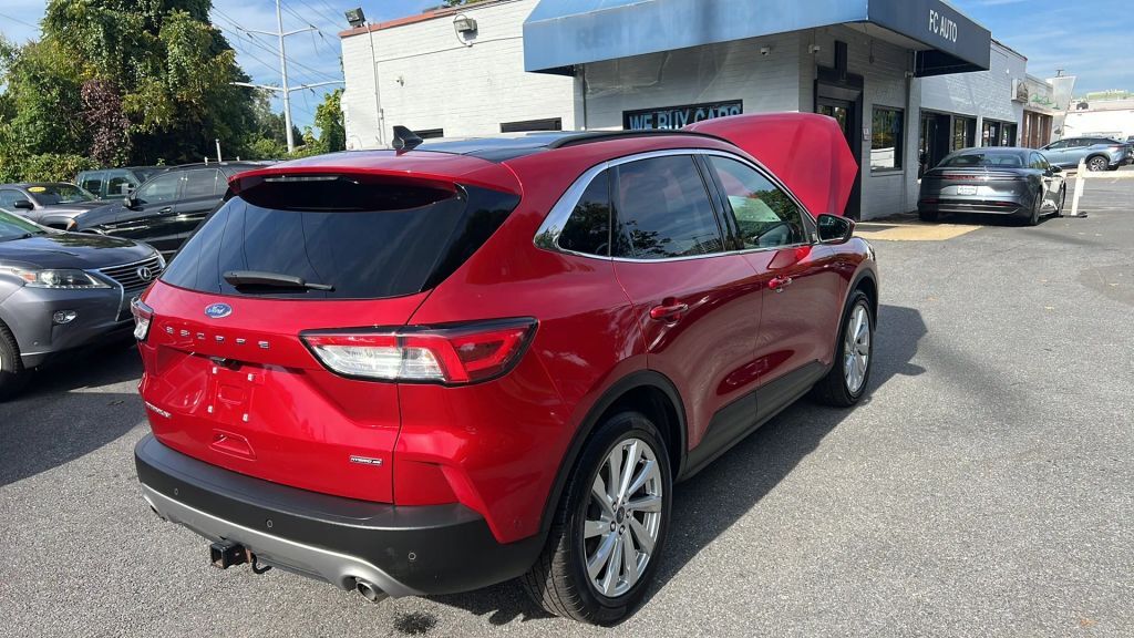 2021 FORD Escape