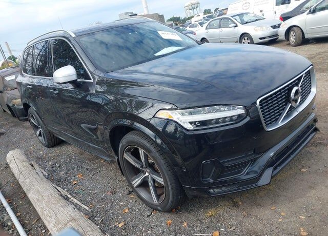 2016 VOLVO XC90