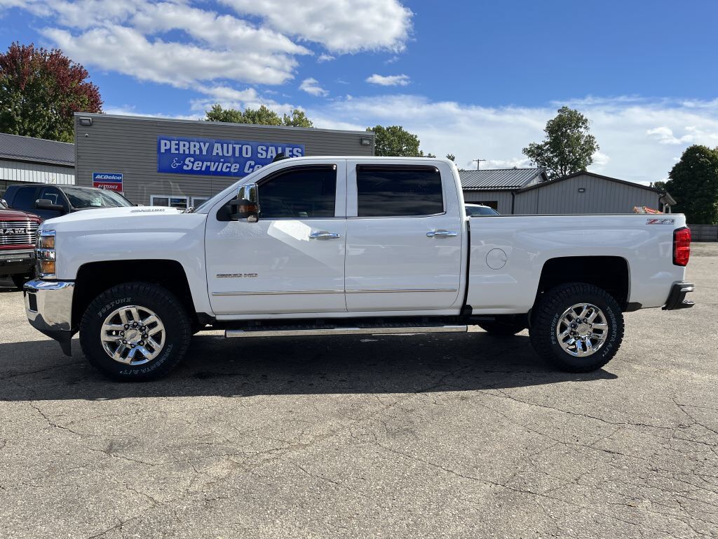 2017 CHEVROLET Silverado