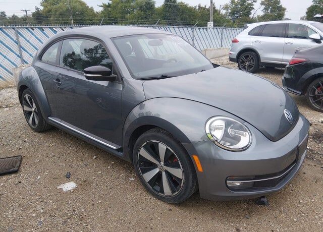 2013 VOLKSWAGEN Beetle