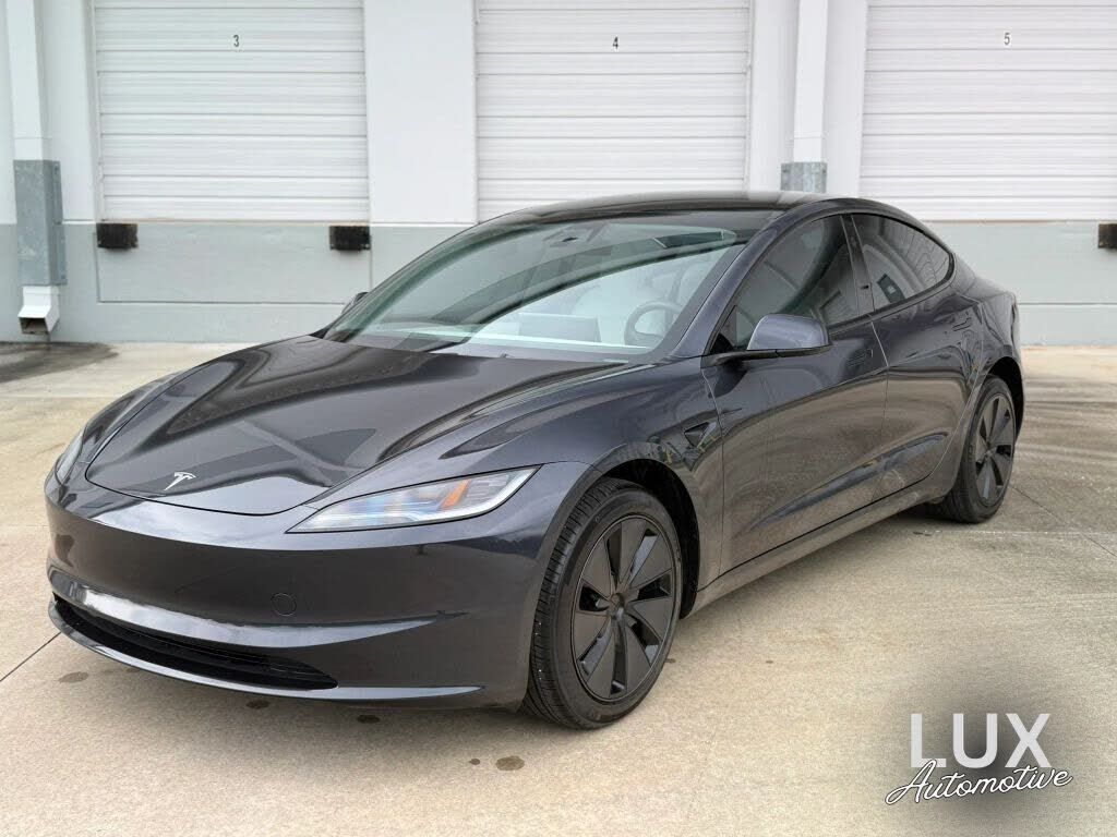 2025 TESLA Model 3