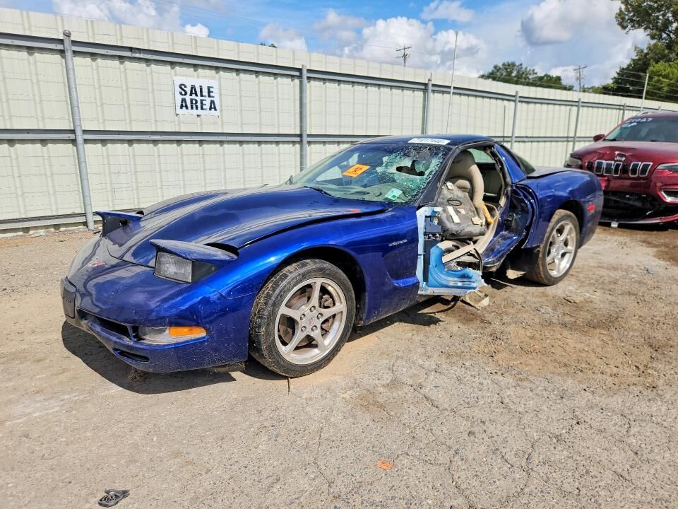 2004 CHEVROLET Corvette