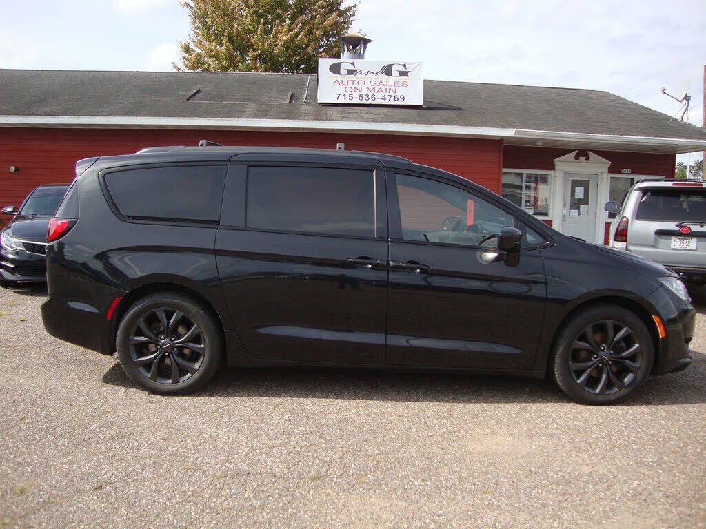 2020 CHRYSLER Pacifica