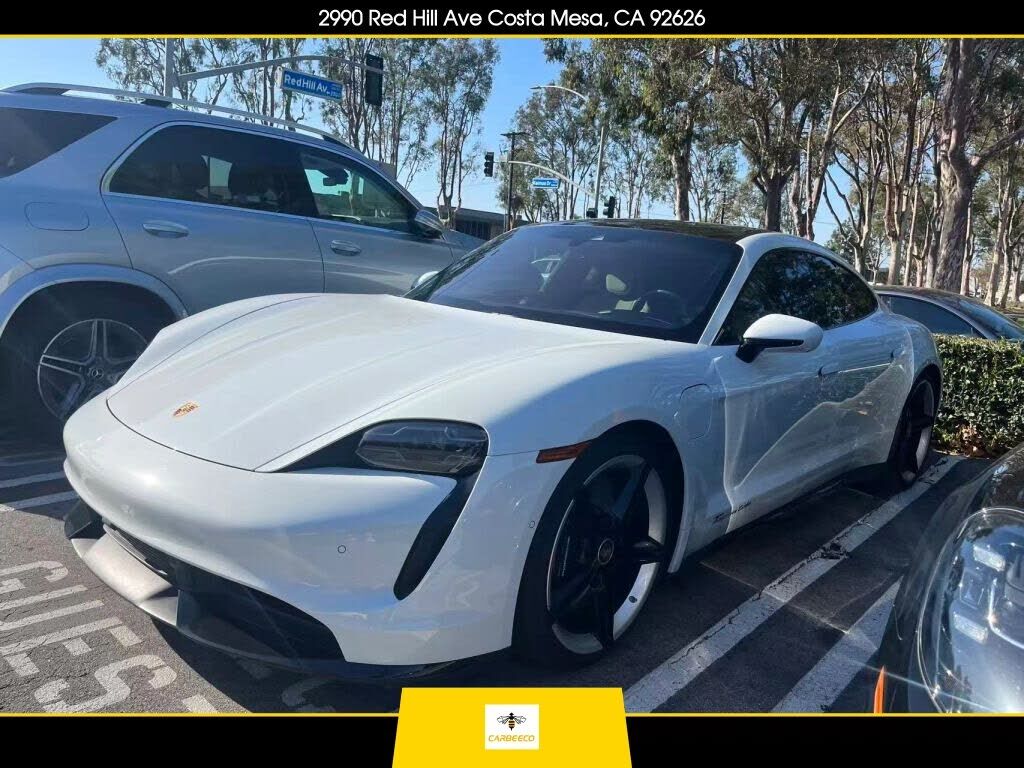 2020 PORSCHE Taycan