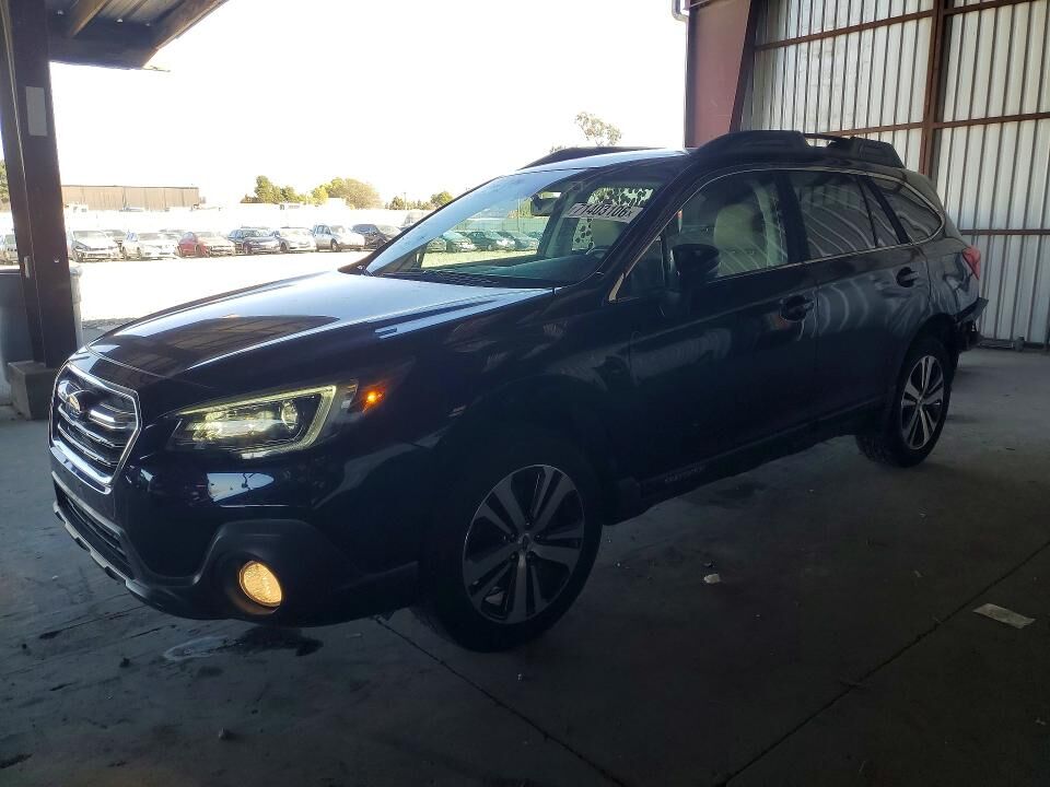 2018 SUBARU Outback