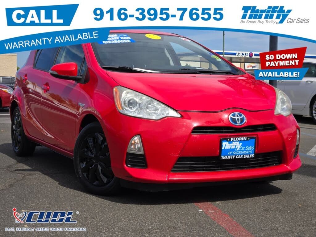 2013 TOYOTA Prius