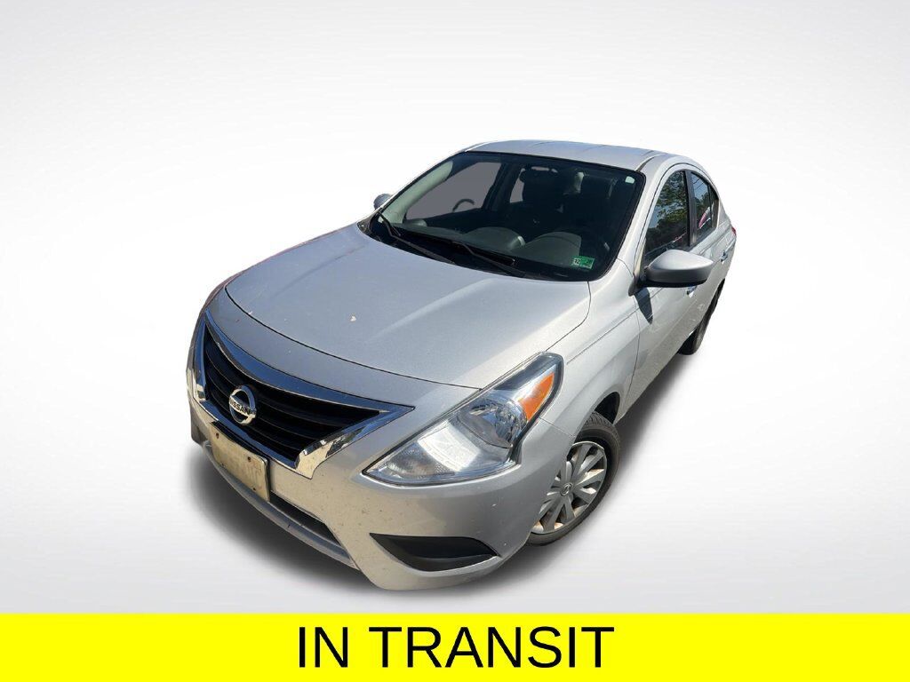 2016 NISSAN Versa