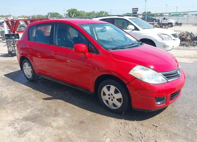 2012 NISSAN Versa