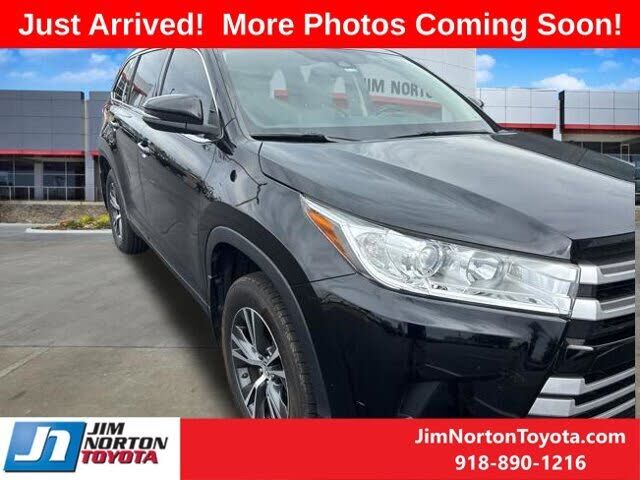 2019 TOYOTA Highlander