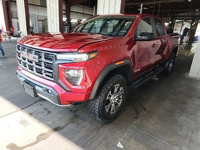 2024 GMC Canyon