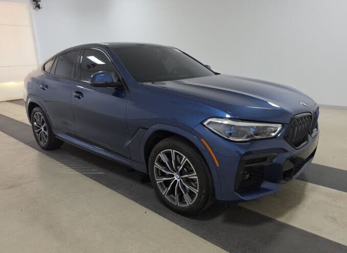 2022 BMW X6