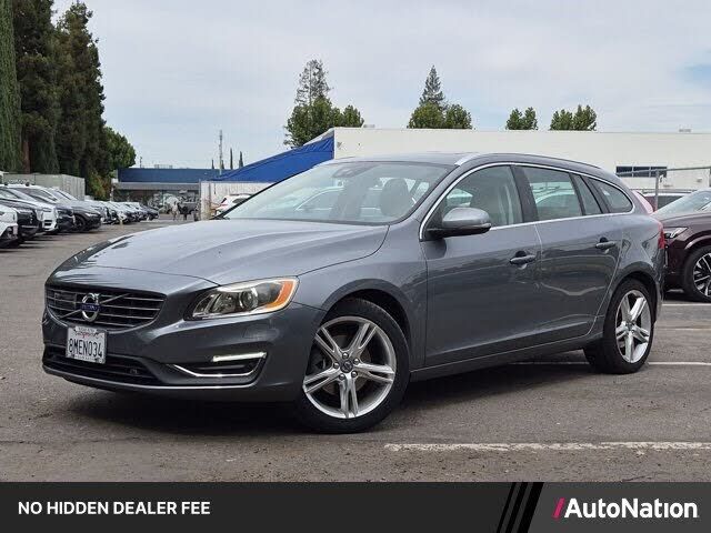 2016 VOLVO V60