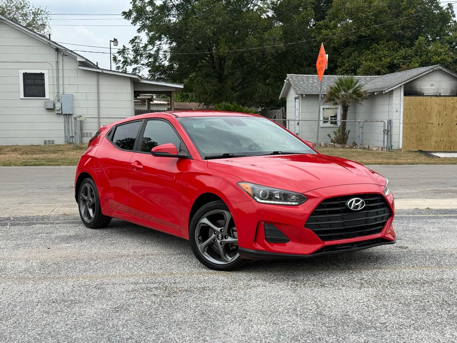 2019 HYUNDAI Veloster