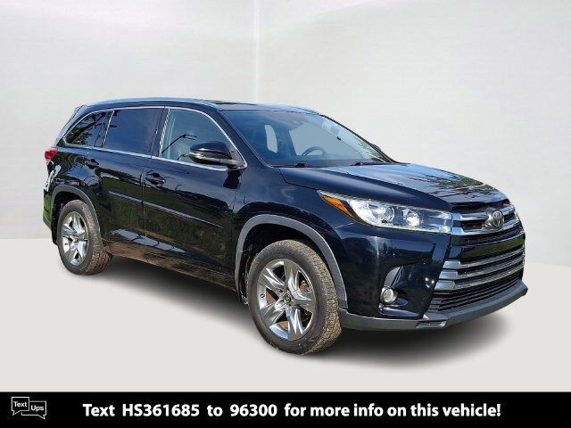 2017 TOYOTA Highlander