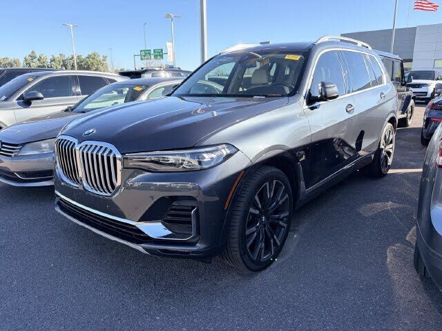 2022 BMW X7