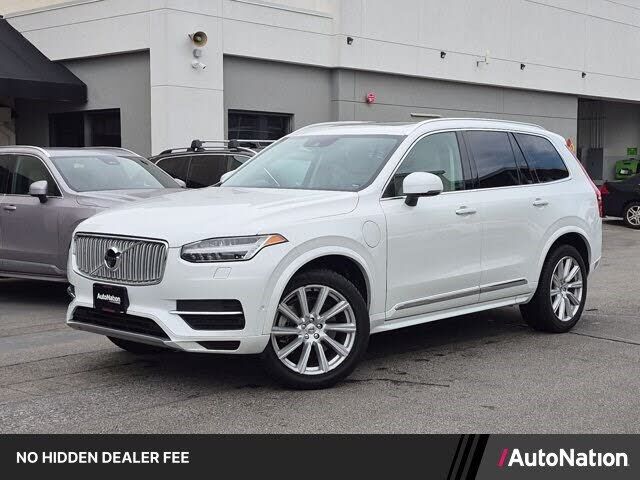 2019 VOLVO XC90