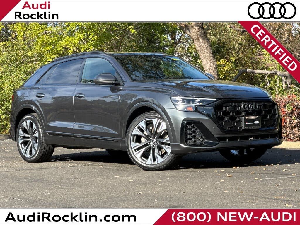 2024 AUDI Q8