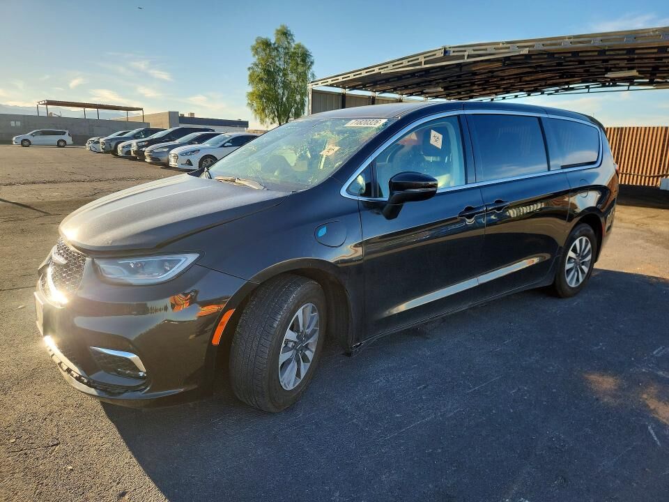 2023 CHRYSLER Pacifica