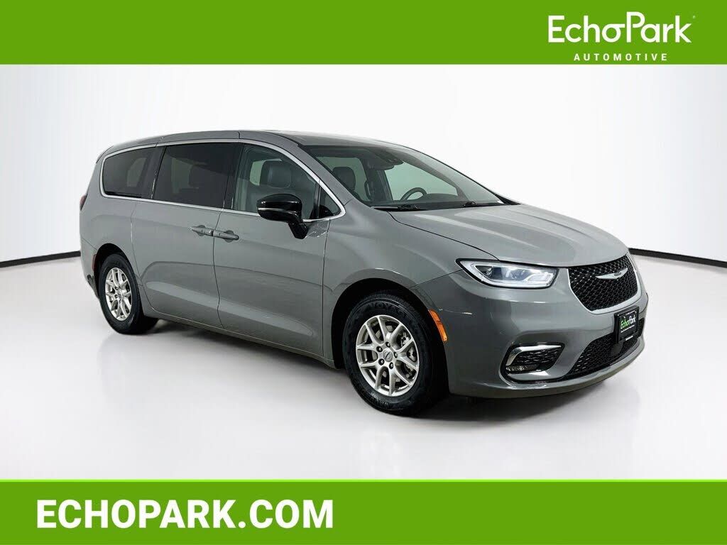 2025 CHRYSLER Pacifica