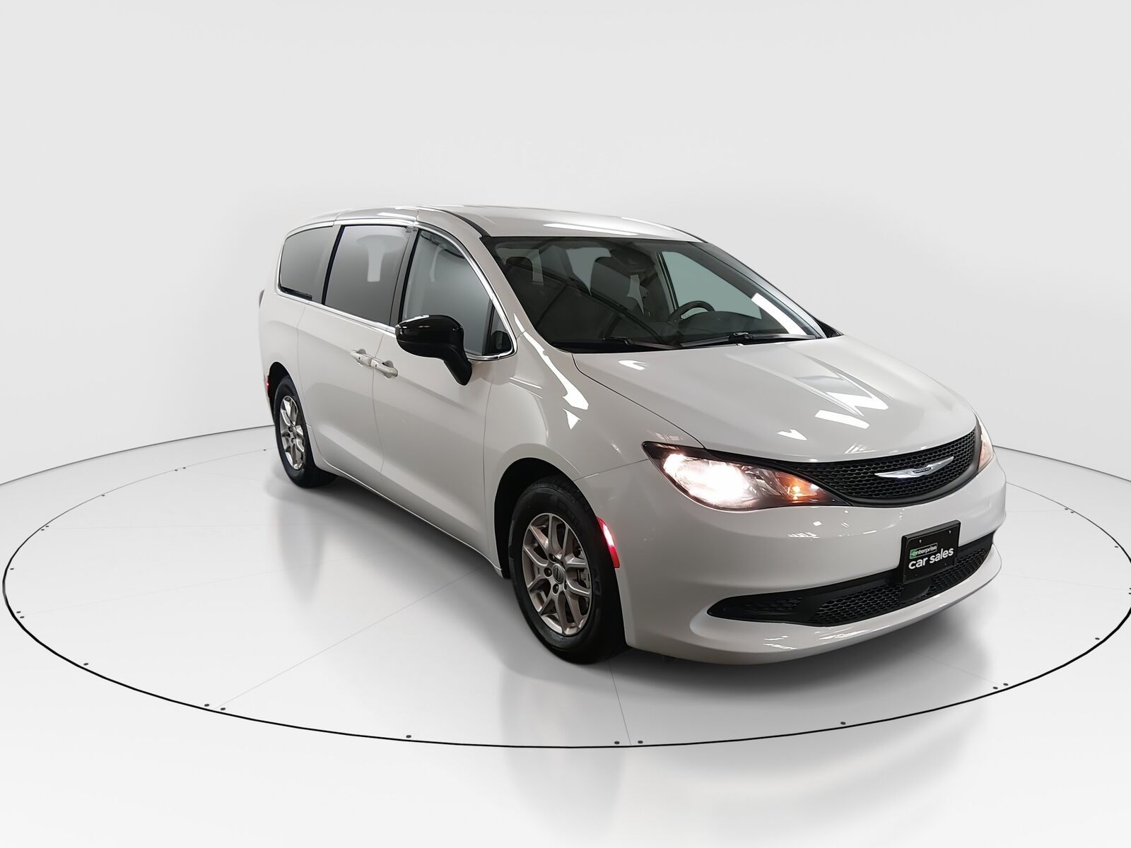 2024 CHRYSLER Voyager