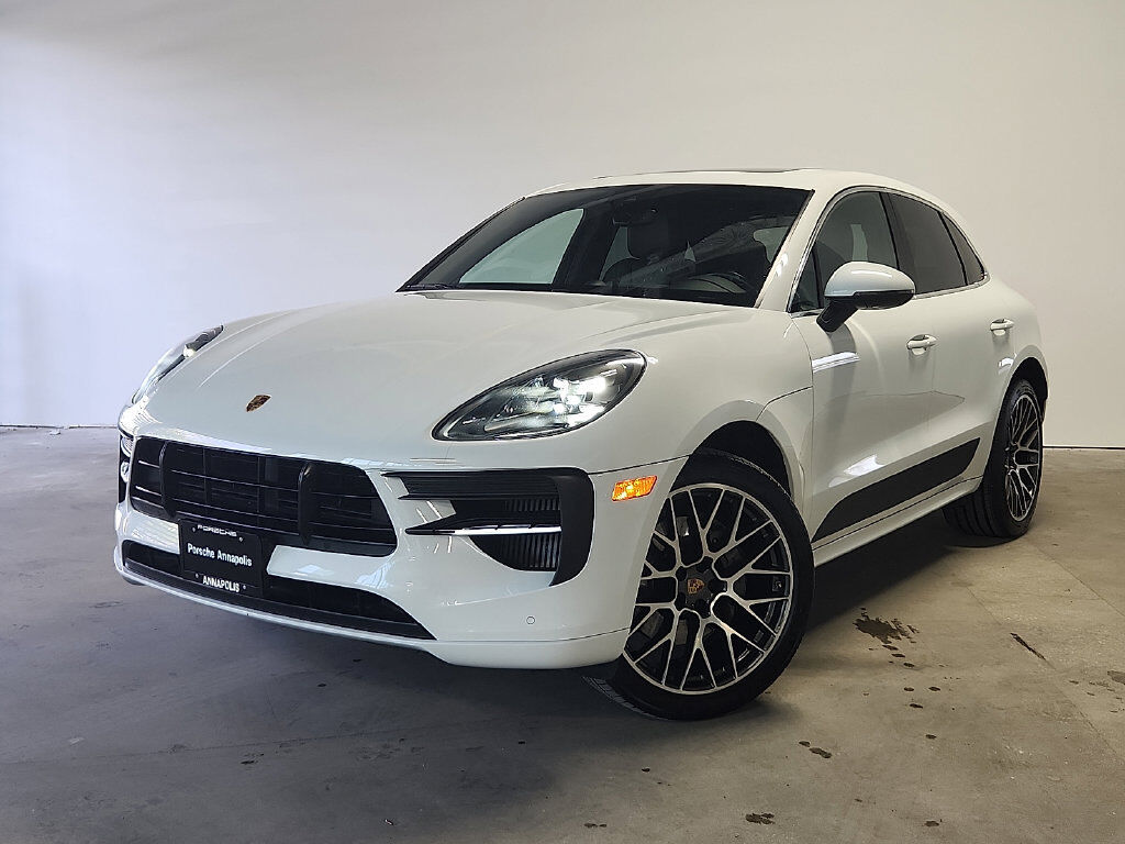 2020 PORSCHE Macan