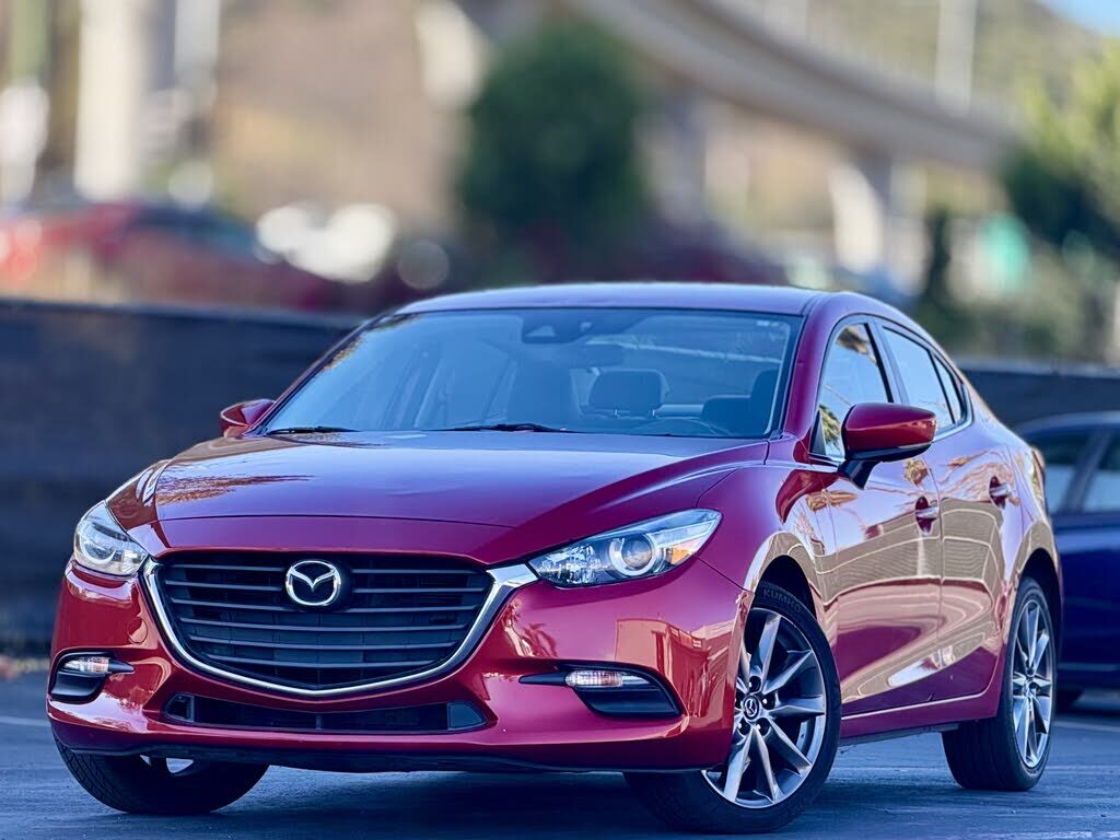 2018 MAZDA Mazda3