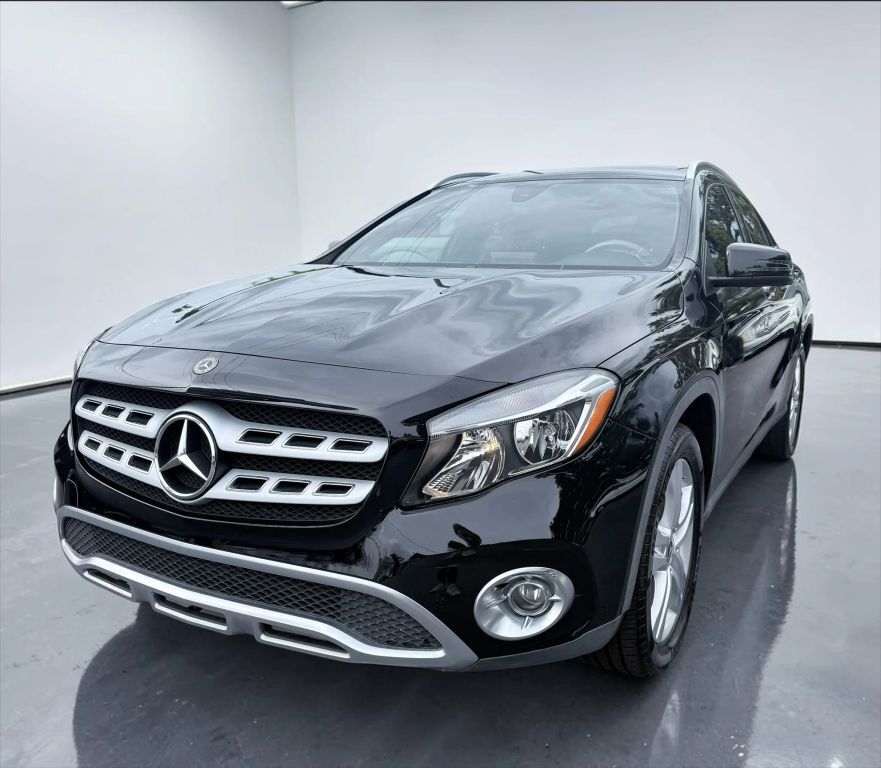 2018 MERCEDES-BENZ GLA-Class