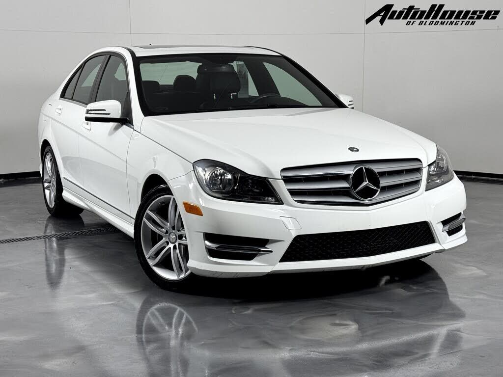 2013 MERCEDES-BENZ C-Class