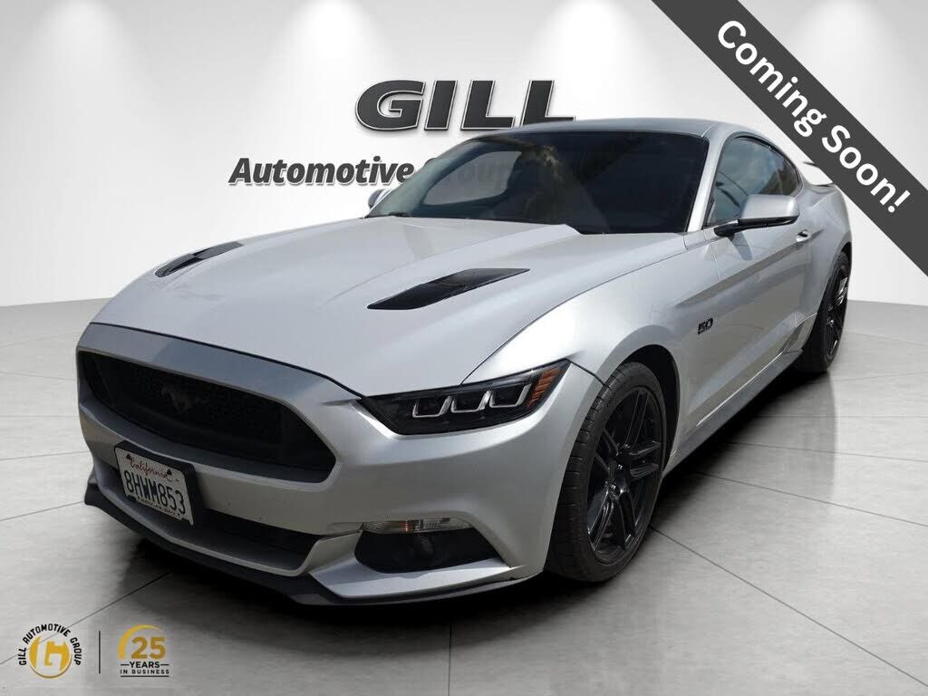 2017 FORD Mustang