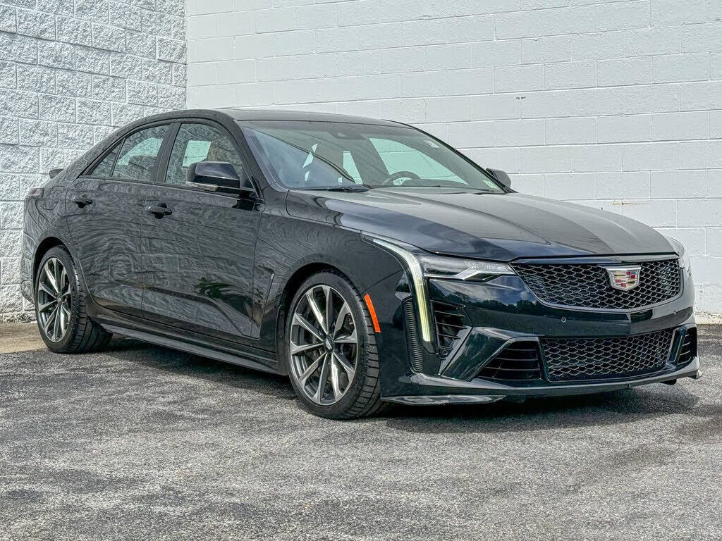 2023 CADILLAC CT4
