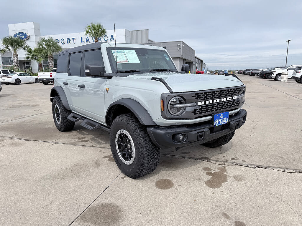 2023 FORD Bronco