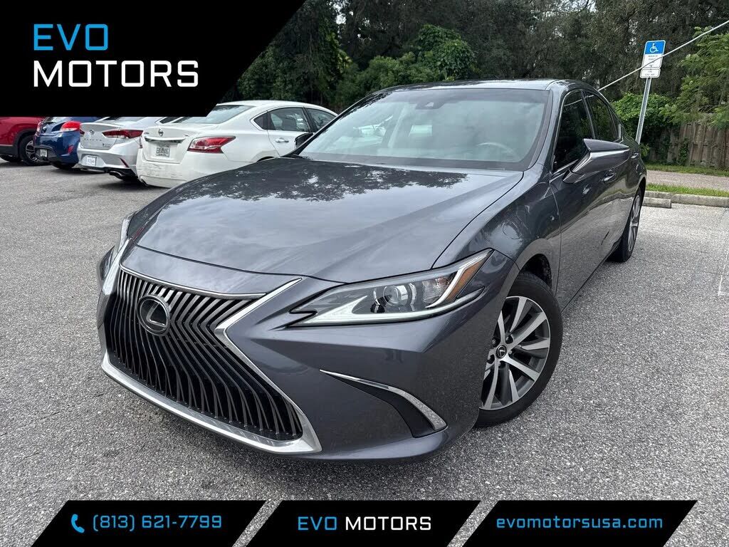 2019 LEXUS ES