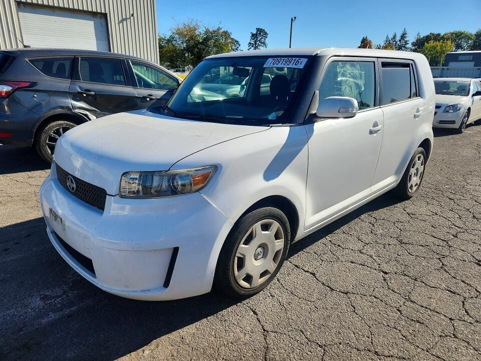 2010 TOYOTA SCION