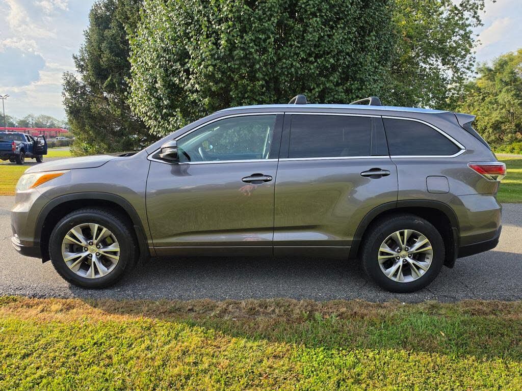 2015 TOYOTA Highlander