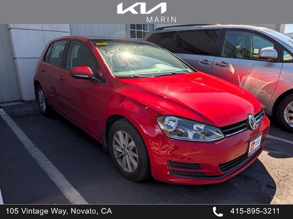 2016 VOLKSWAGEN Golf