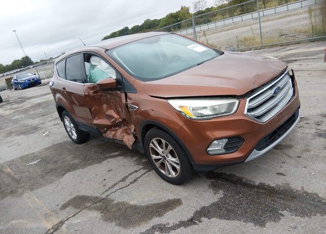 2017 FORD Escape