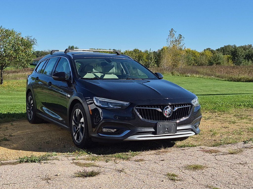 2018 BUICK Regal TourX