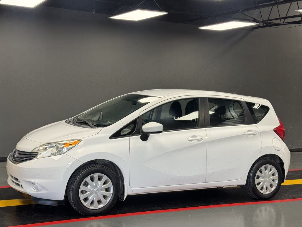 2015 NISSAN Versa