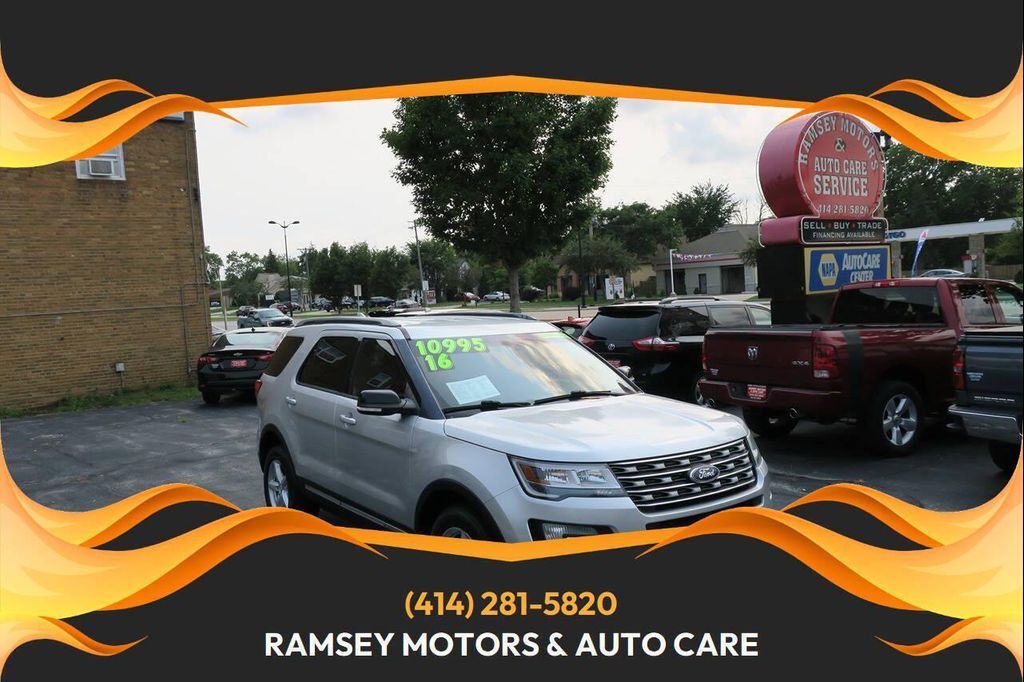 2016 FORD Explorer