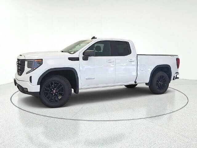 2024 GMC Sierra