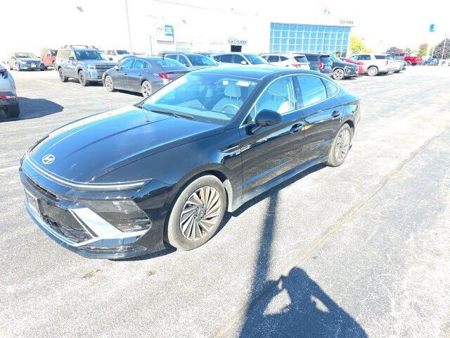 2025 HYUNDAI Sonata