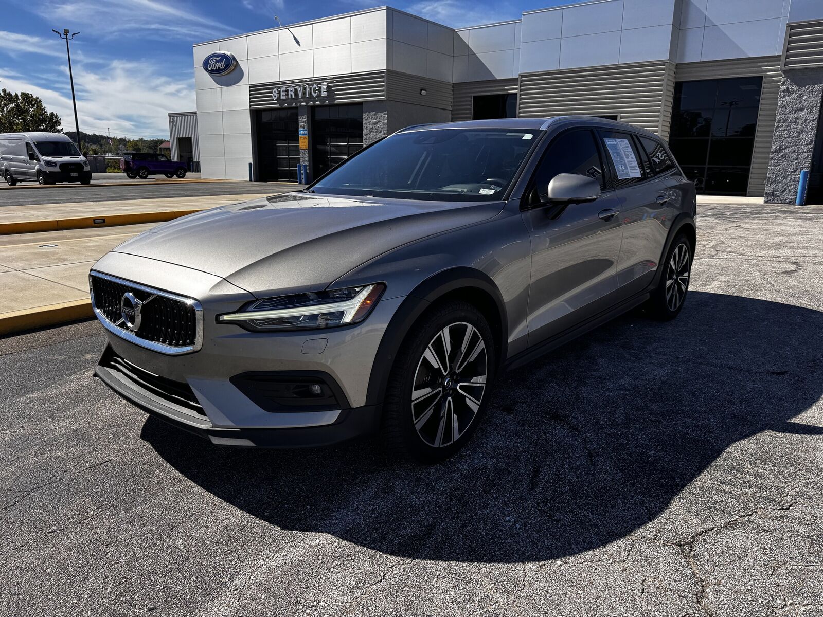 2020 VOLVO V60CC
