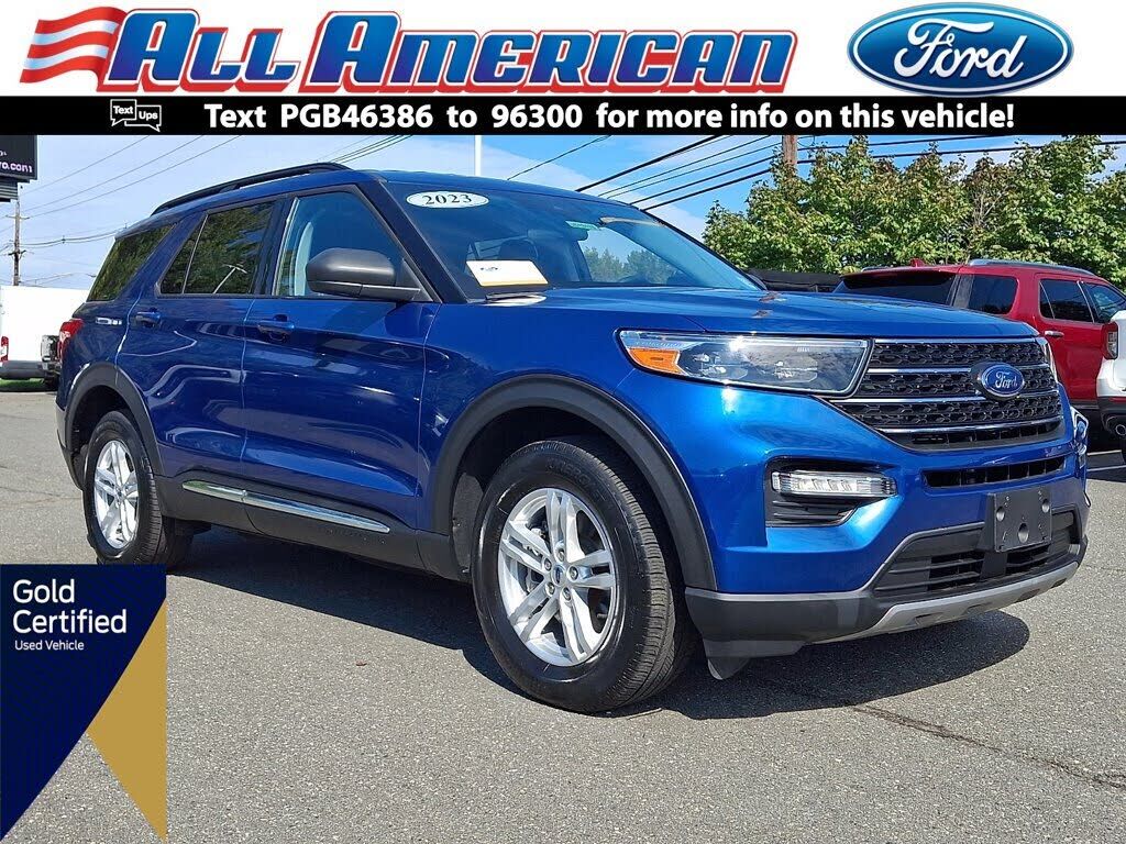 2023 FORD Explorer
