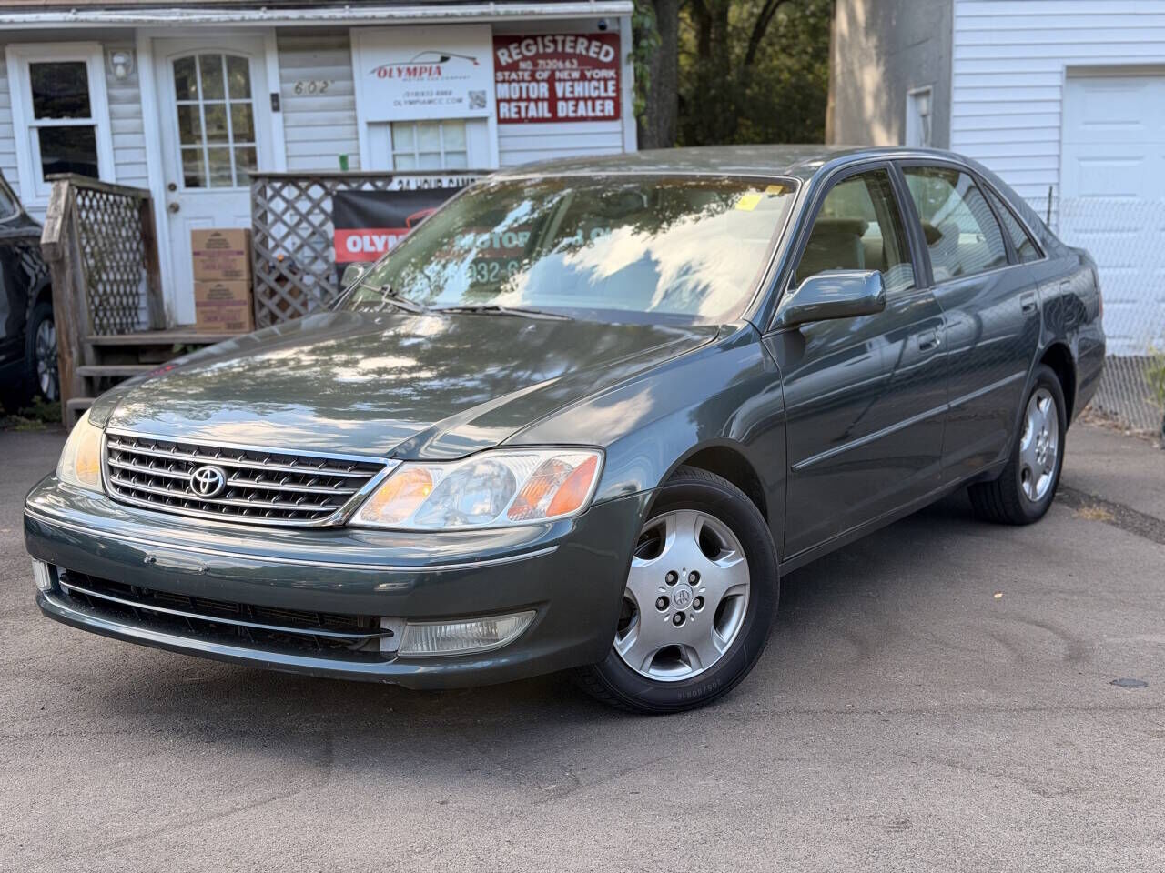 2004 TOYOTA Avalon
