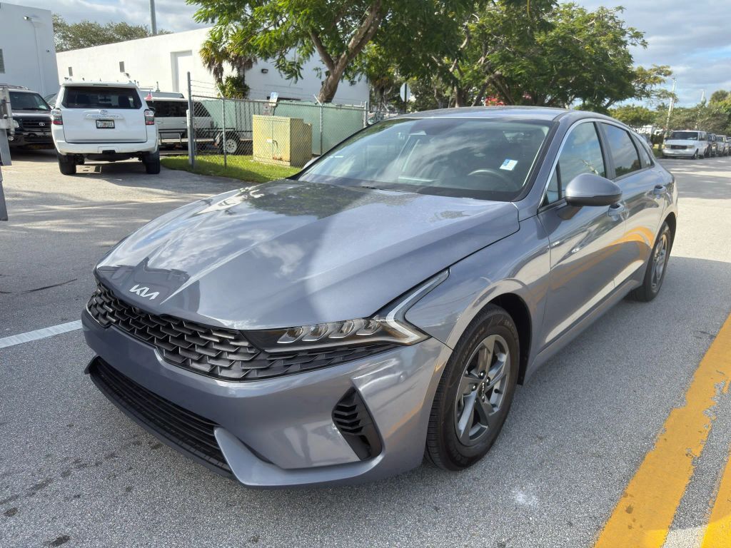 2022 KIA K5