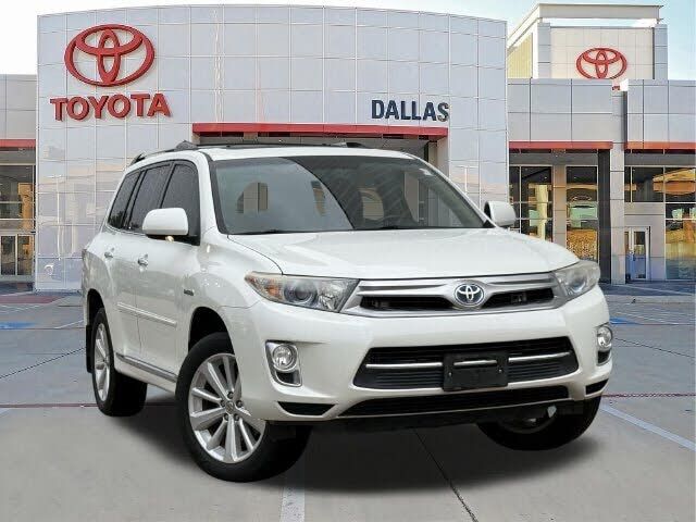 2013 TOYOTA Highlander