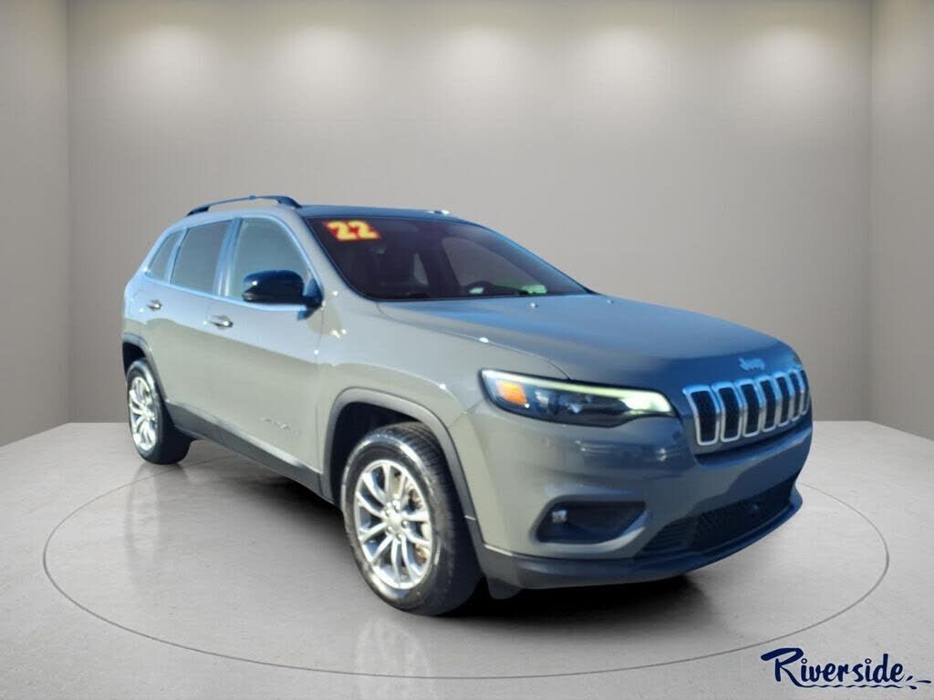 2022 JEEP Cherokee
