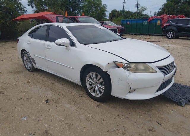 2013 LEXUS ES