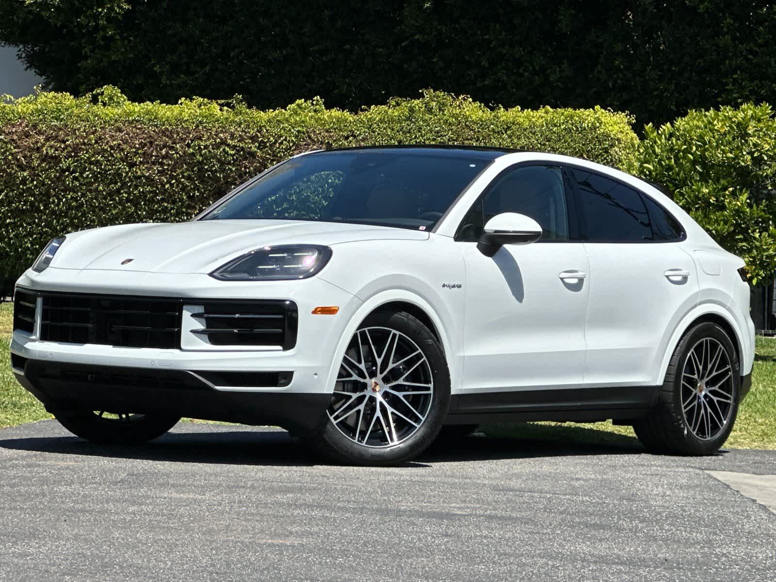 2026 PORSCHE Cayenne
